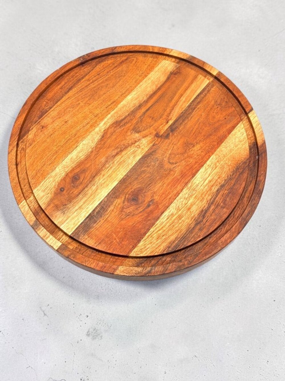 Round Wooden Footed Cheese Cutting Board Silver Ball Feet Made in India 11"